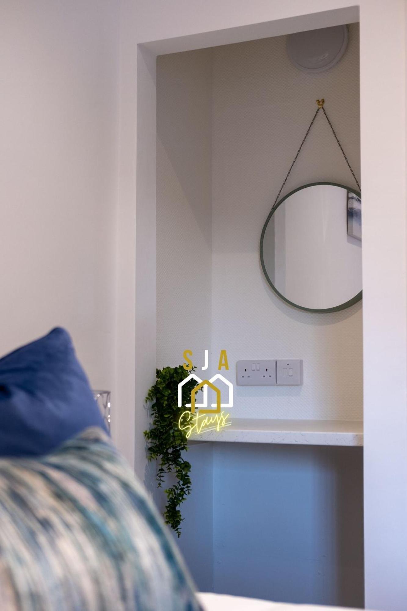 Holburn Hideaway - Sja Stays - Modern 2 Bed Apartment アバディーン エクステリア 写真