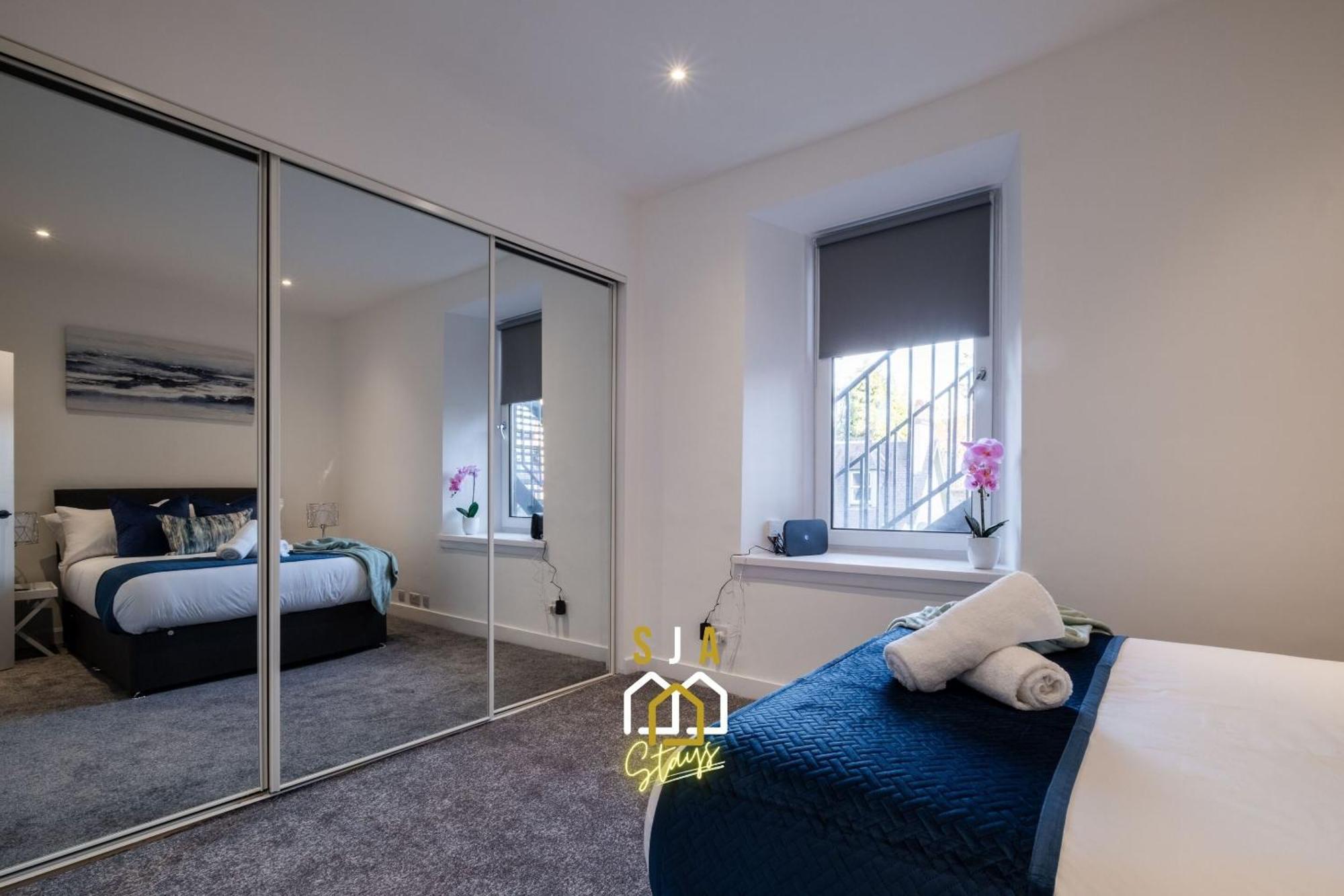 Holburn Hideaway - Sja Stays - Modern 2 Bed Apartment アバディーン エクステリア 写真
